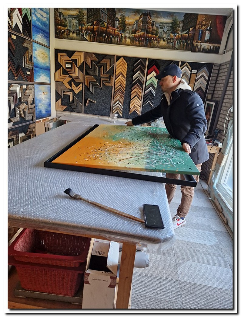 schilderij inlijsten in een baklijst